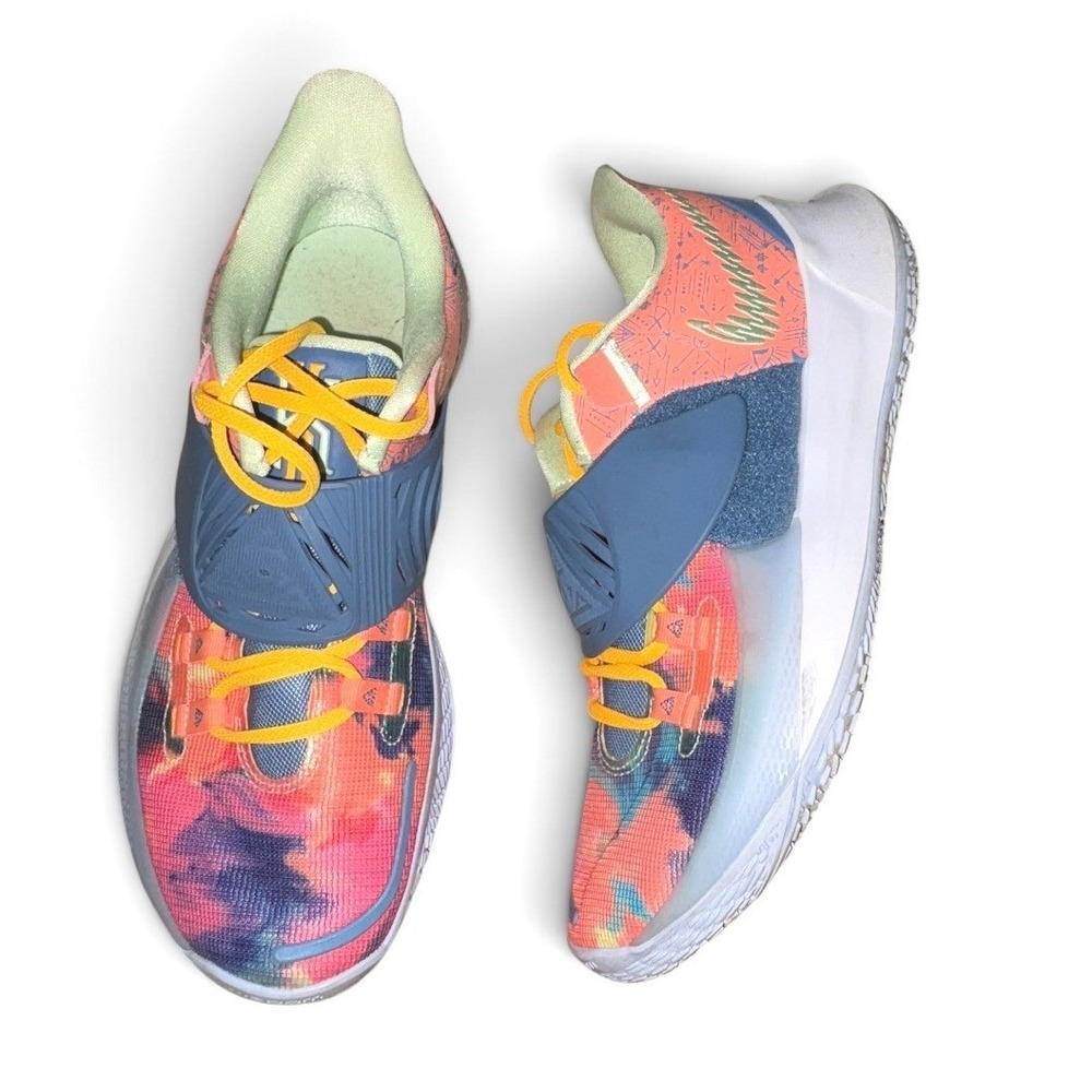 Nike Kyrie Low 3 Harmony Tie Dye Atomic Pink Stone Blue sz US 10